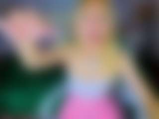 Live cam show with Clara-Schneider1 - Sexydance on madthumbs