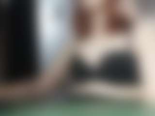 EloraKiss's Live Sex Cam Show