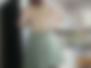 Live cam show with EloraKiss - Red Hair Teen (18+) on TeamSkeetLive