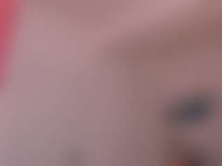 Live cam show with Alle - New Big Tits on hotwifechat.live