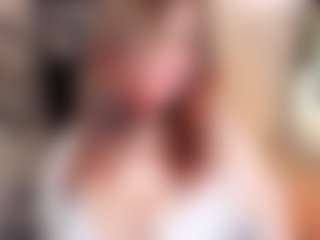 HaniaWish's Live Sex Cam Show