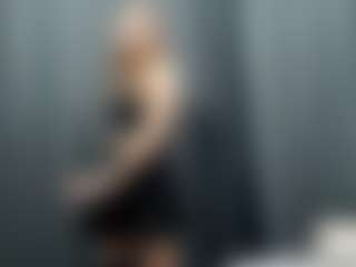 Live cam show with HarrietteCestari - College Big Tits on xxxlivecams.org
