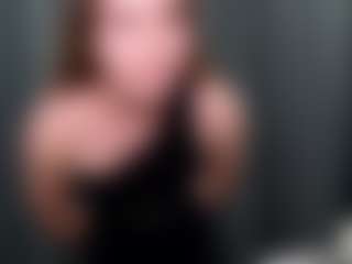 Live cam show with HarrietteCestari - New Blowjob on Camsoda