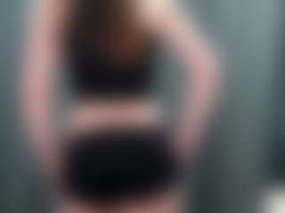 Live cam show with HarrietteCestari - New Blowjob on Camsoda