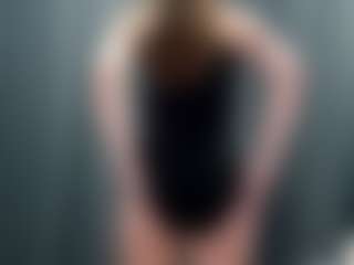 HarrietteCestari's Live Sex Cam Show