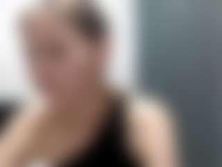 Show en direct avec HarrietteCestari - Lovense sur Camsoda
