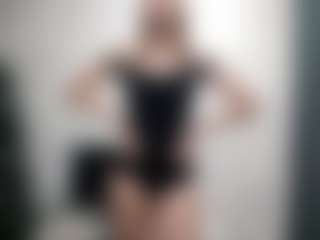 HarrietteCestari's Live Sex Cam Show