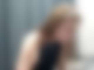 Live cam show with HarrietteCestari - Body Massage on Streamer API