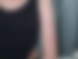 HarrietteCestari's Live Sex Cam Show