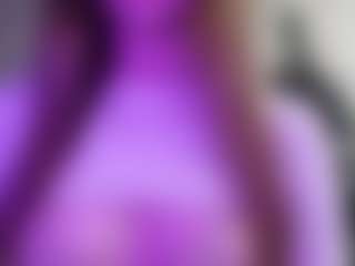 Live cam show with HarrietteCestari - Joi on Camsoda