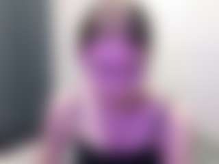 Live cam show with HarrietteCestari - Facial Piercings on xplaylive.com