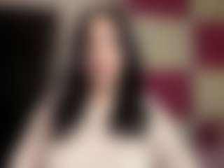 Live cam show with Lina - Dildo Or Vibrator on Livezox