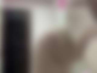 Live cam show with Lina - New White on Stripli.com | germany