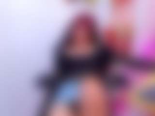 EmmaHiltton's Live Sex Cam Show