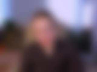 Show de cam sexual en vivo de KaraMoor