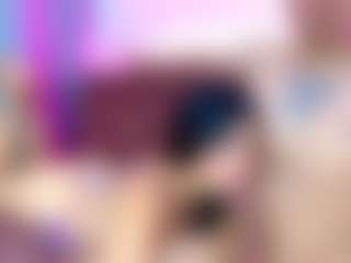 Laurasmithh2's Live Sex Cam Show