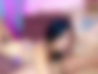 Laurasmithh2's Live Sex Cam Show