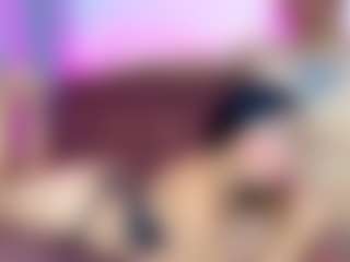 Laurasmithh2's Live Sex Cam Show