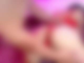 Laurasmithh2's Live Sex Cam Show