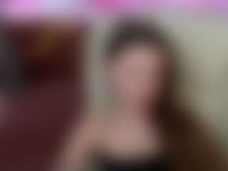 Live cam show with LilaSims - Skinny on Uber Horny
