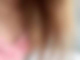 Live cam show with RosendaAughtry - Athletic Bedroom on xxxlivecams.org