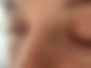 Live cam show with RosendaAughtry - Bikini on thefappeningchat.com