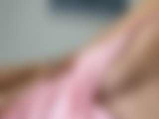 Live cam show with RosendaAughtry - Athletic Small Tits on Camsoda