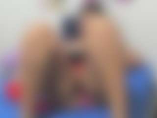 rubbyy23's Live Sex Cam Show