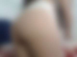 yuritza69's Live Sex Cam Show