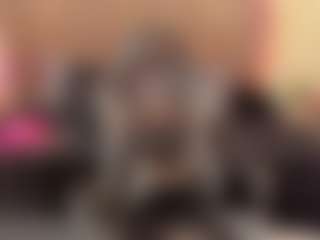 Live cam show with Nelly-Rose - New Toys on Mixed Magazine Live
