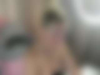 Chris-star's Live Sex Cam Show