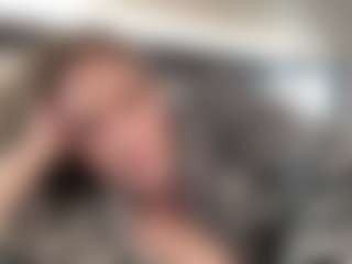 luckycharm888's Live Sex Cam Show