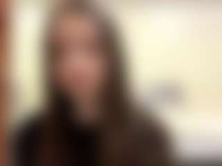 Live cam show with Nicole - Brown Hair on SmokeAndPoke
