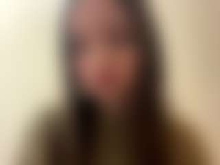 Live cam show with Nicole - Mature Young Adult on madthumbs