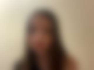 Live cam show with Nicole - Mature on live18s.com