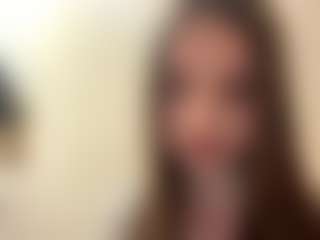 Nicole MILF webcam performer live streaming