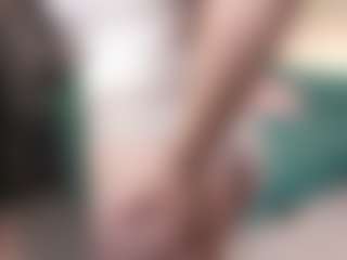 Live cam show with CassieMadler - Shaved Pussy Teen (18+) on testsause.com