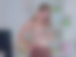 Live cam show with JackiZurowski - Green Eyes on Mixed Magazine Live