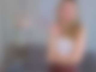 Live cam show with JackiZurowski - Athletic Amateur on liverealitysex.com
