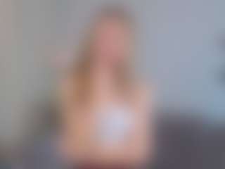 Live cam show with JackiZurowski - Athletic Spank on CamwithHer