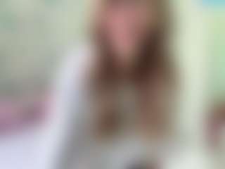 Live cam show with Alice - Striptease on pussylord.com