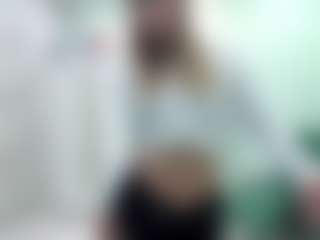 Live cam show with Alice - Drinking on liverealitysex.com