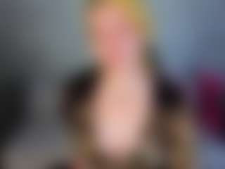Live cam show with LollyBunnyyy - New Teen (18+) on Camming Site