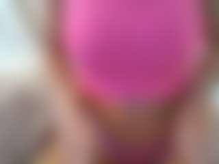 Live cam show with Jenna-B - Petite MILF on SxyPornLive