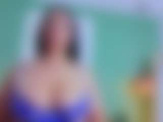 slutty-hugetits's Live Sex Cam Show