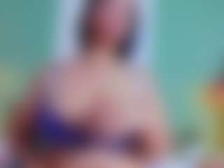 slutty-hugetits's Live Sex Cam Show
