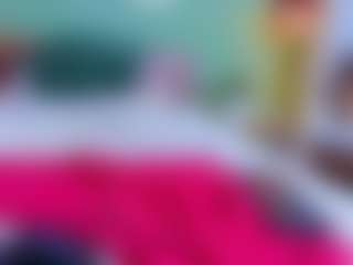 slutty-hugetits's Live Sex Cam Show