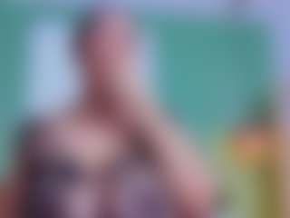slutty-hugetits's Live Sex Cam Show