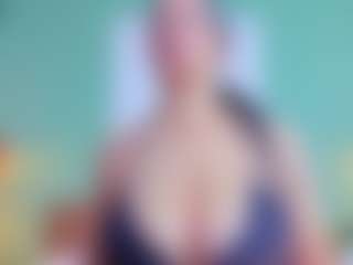 slutty-hugetits's Live Sex Cam Show