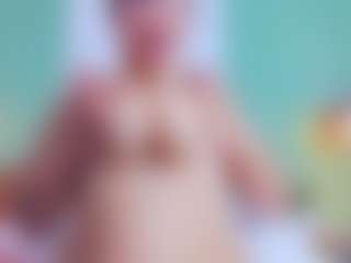 slutty-hugetits's Live Sex Cam Show